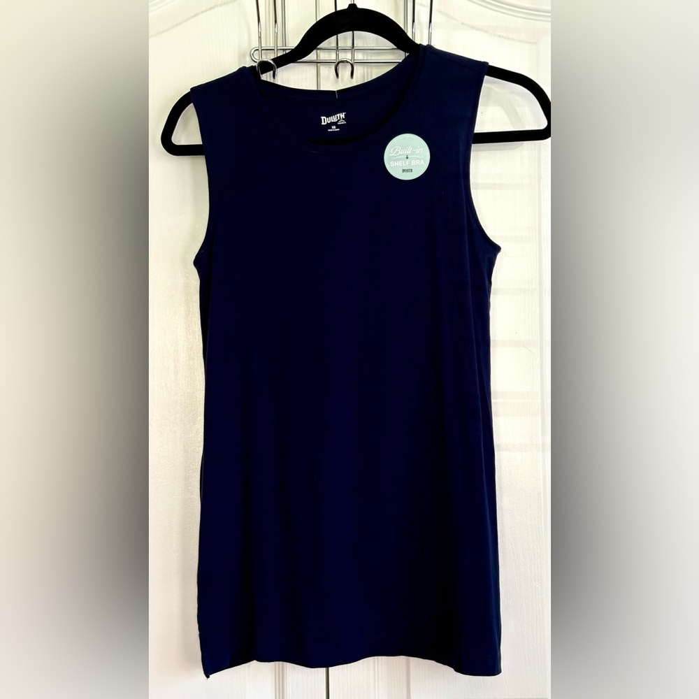 Duluth Trading Co Women’s Navy  Blue Tank Top, shelf bra, size xs